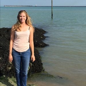 Meet your Posher, Kimberly